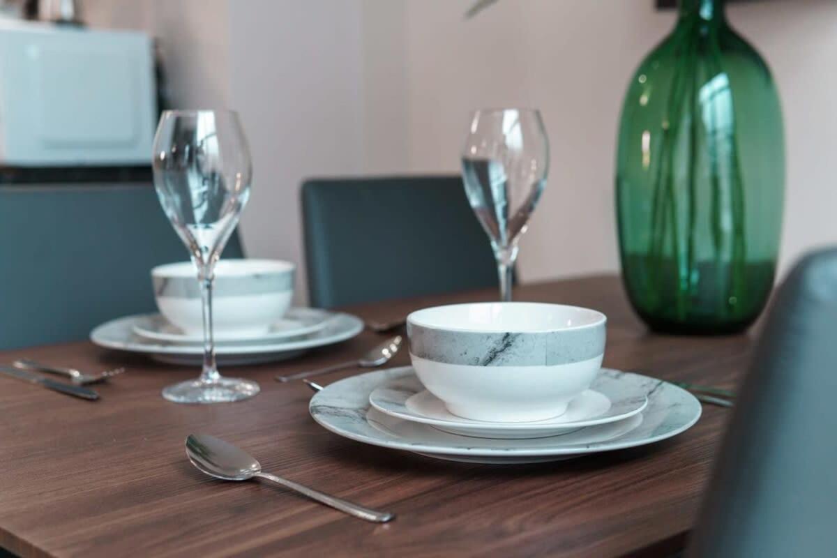 Contemporary 2 Bed Manchester Apartment - Sleeps 4 Dış mekan fotoğraf